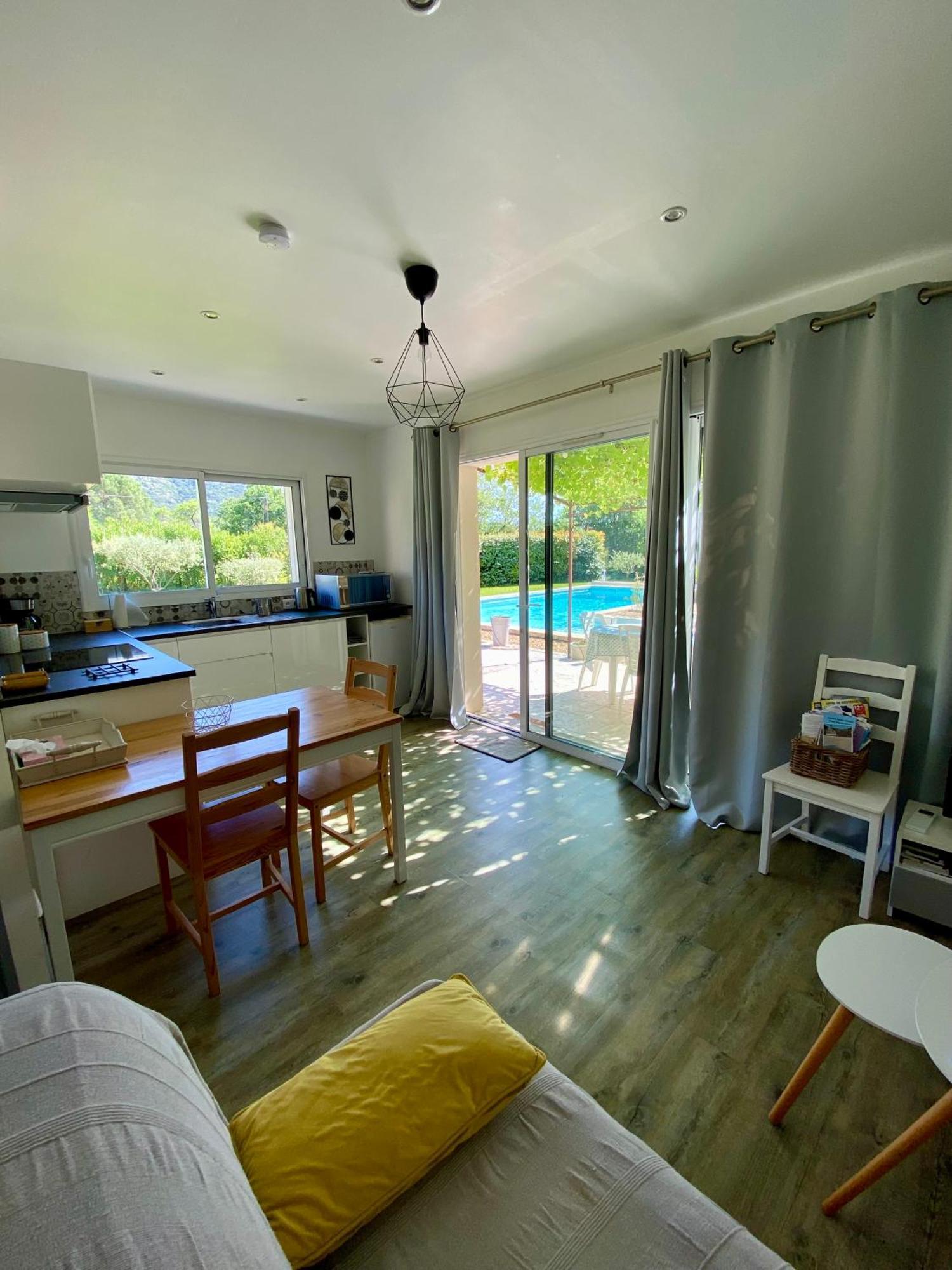 Robion en Luberon La Petite Maison חדר תמונה